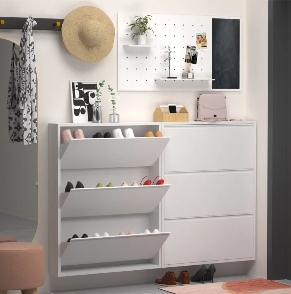 Beautiful steel shoe cabinets are all the same. But this des